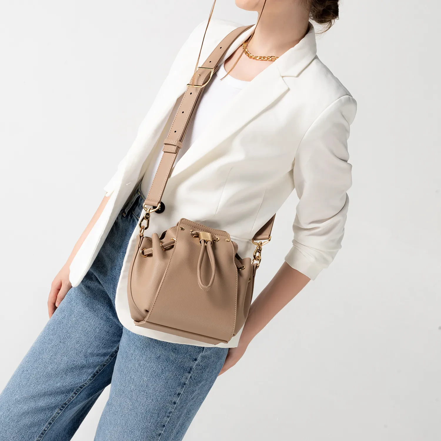ESBUCKET MINI BUCKET BAG - LIGHT MOCHA
